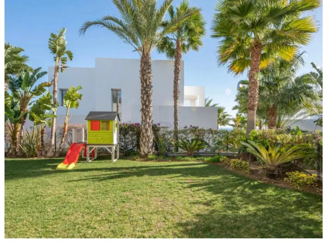 Magnifique Villa Contemporaine Marbella Spain